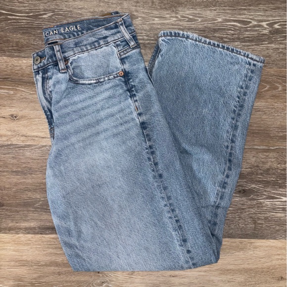 AE Strigid High-Waisted Stovepipe Jean - Picture 3 of 7